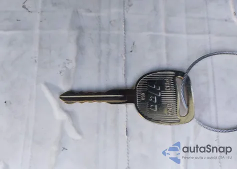 2002 Chevrolet Silverado 2500Hd Ls from USA, damaged, VIN 1GCHC29GX2E107276